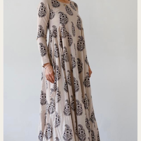 MATTA Moksha Tent Dress Long Midi - Picture 10 of 11